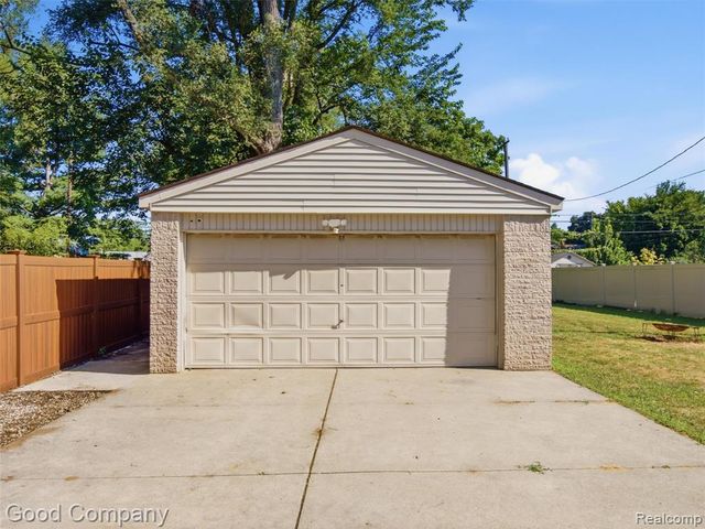 705 Millard Avenue, Royal Oak, MI 48073