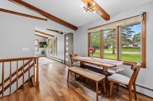 715 Tanglewood Drive, Shoreview, MN 55126