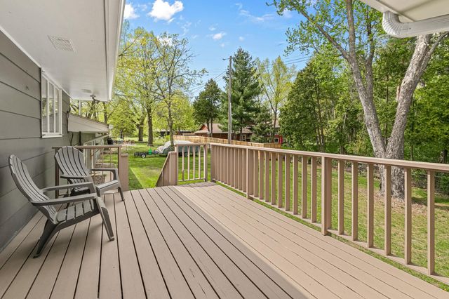 715 Tanglewood Drive, Shoreview, MN 55126