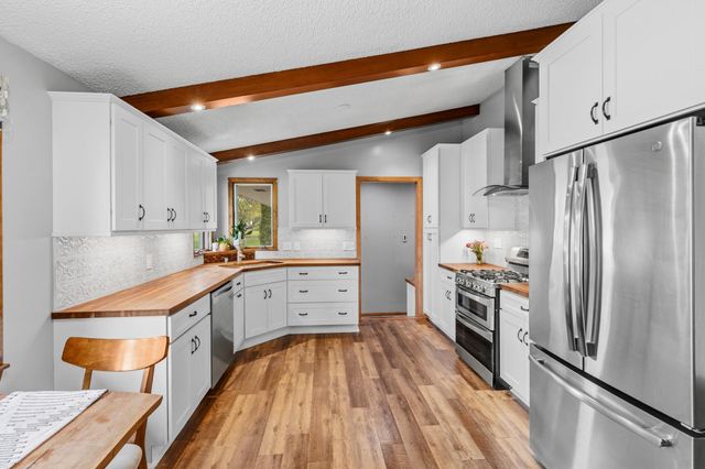 715 Tanglewood Drive, Shoreview, MN 55126