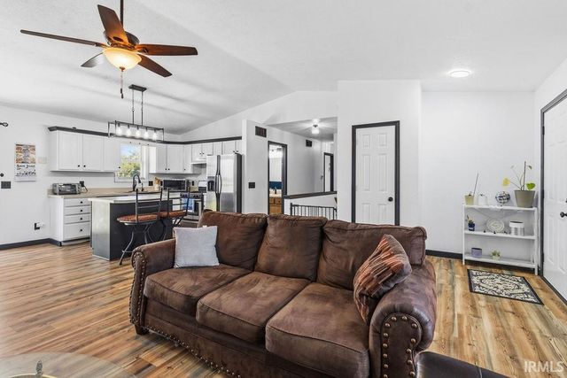 72102 Adam Street, Milford, IN 46542