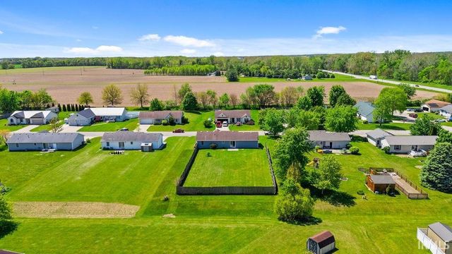 72102 Adam Street, Milford, IN 46542