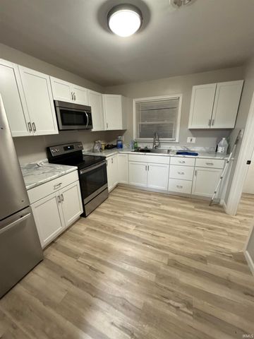 420 S 27Th Street, South Bend, IN 46615