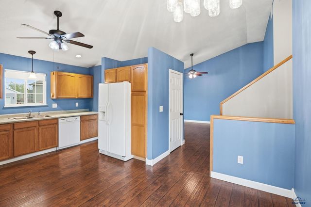 5288 MERCURY DR, Rapid City, SD 57703