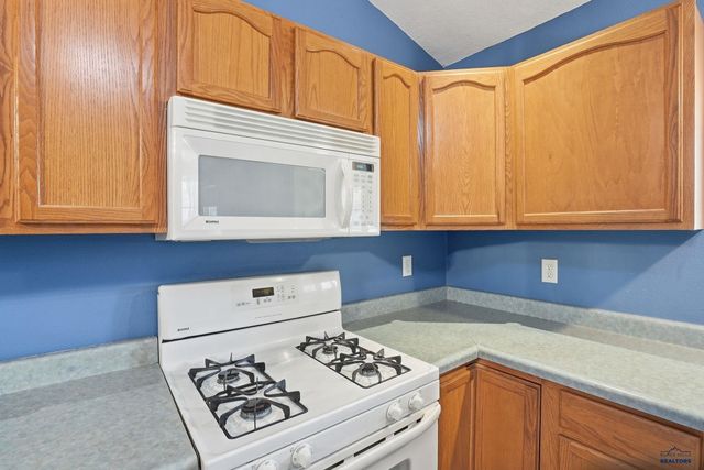 5288 MERCURY DR, Rapid City, SD 57703