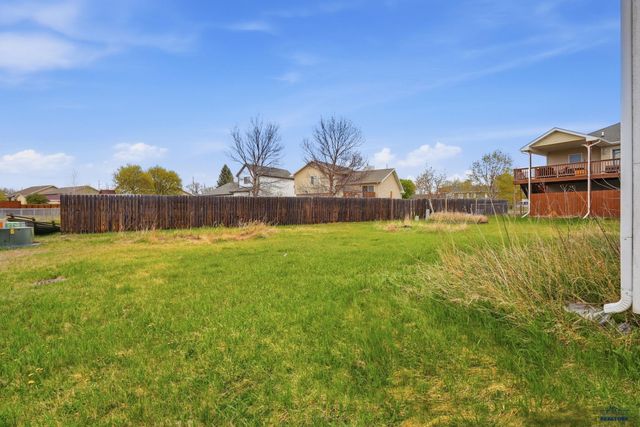 5288 MERCURY DR, Rapid City, SD 57703
