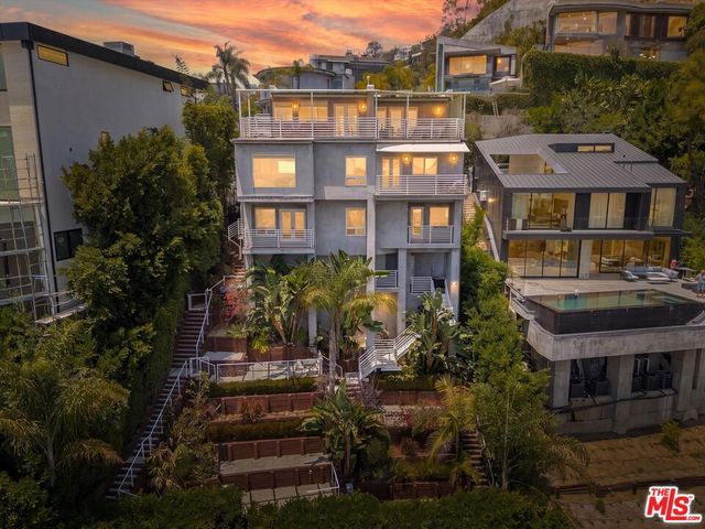 1745 Viewmont Drive, West Hollywood, CA 90069
