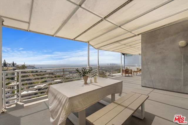 1745 Viewmont Drive, West Hollywood, CA 90069