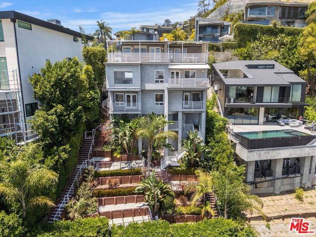 1745 Viewmont Drive, West Hollywood, CA 90069