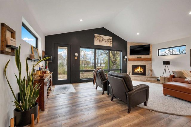 359 ALDON CIRCLE, Green Bay, WI 54304