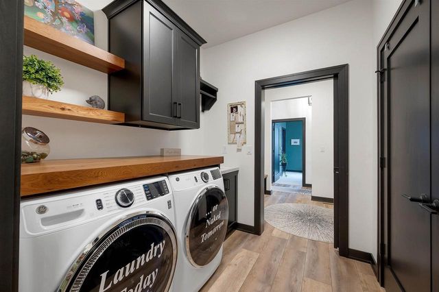 359 ALDON CIRCLE, Green Bay, WI 54304