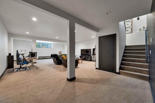 359 ALDON CIRCLE, Green Bay, WI 54304