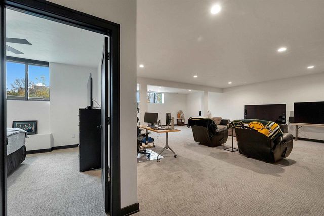 359 ALDON CIRCLE, Green Bay, WI 54304