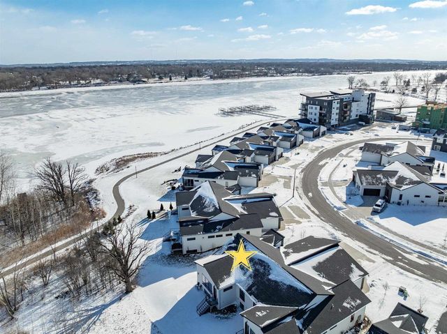 359 ALDON CIRCLE, Green Bay, WI 54304