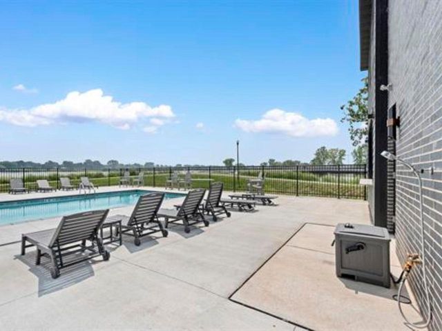 359 ALDON CIRCLE, Green Bay, WI 54304