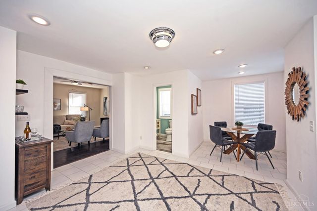 3370 Woodford Road, Cincinnati, OH 45213