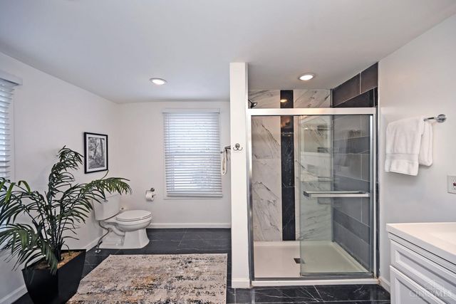 3370 Woodford Road, Cincinnati, OH 45213