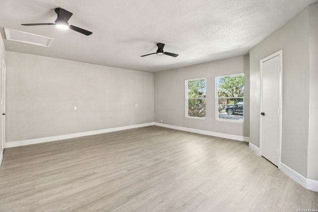 9006 Bowline, San Antonio, TX 78242