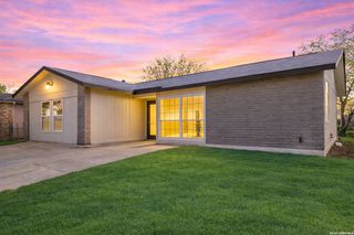 9006 Bowline, San Antonio, TX 78242