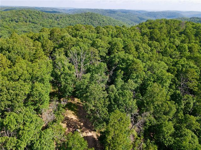 500 County Road 241, Eureka Springs, AR 72632