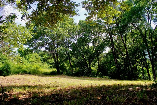 500 County Road 241, Eureka Springs, AR 72632