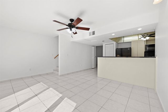 7734 Balboa Street 7734, Sunrise, FL 33351