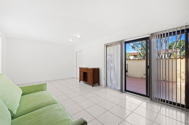 7734 Balboa Street 7734, Sunrise, FL 33351