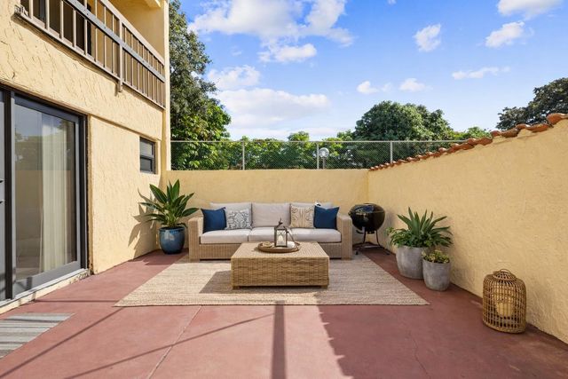 7734 Balboa Street 7734, Sunrise, FL 33351