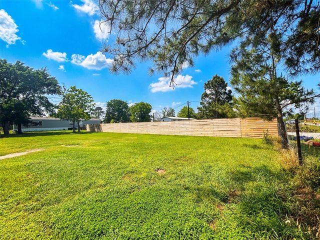 20563 Cochran Road, Prairie View, TX 77445