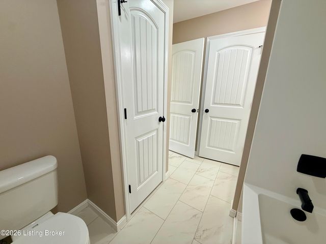 421 Susannah Ave, Bardstown, KY 40004