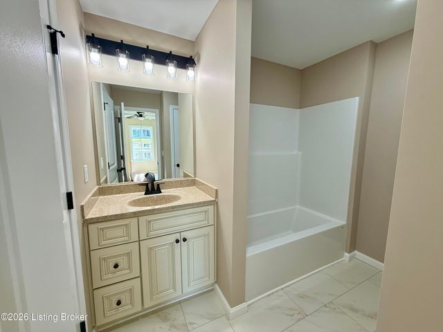 421 Susannah Ave, Bardstown, KY 40004