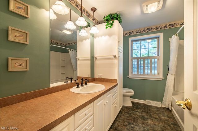3611 Laurel Drive, Perry, OH 44081
