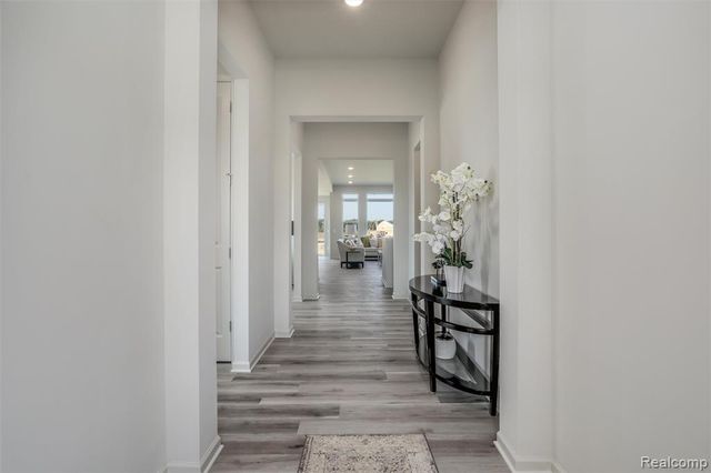 2352 Provencal Drive, Commerce Twp, MI 48382