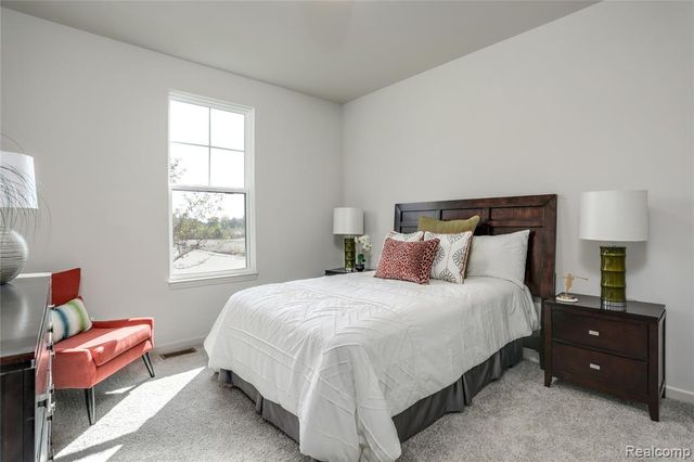 2352 Provencal Drive, Commerce Twp, MI 48382