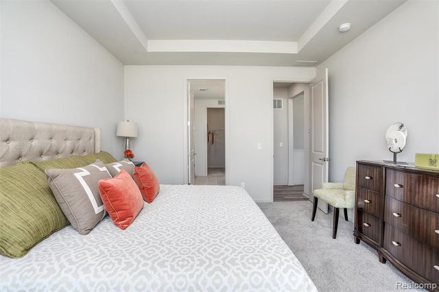 2352 Provencal Drive, Commerce Twp, MI 48382