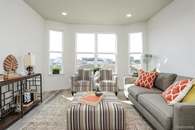 2352 Provencal Drive, Commerce Twp, MI 48382