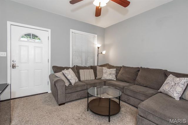 5387 Reber Place, St Louis, MO 63139