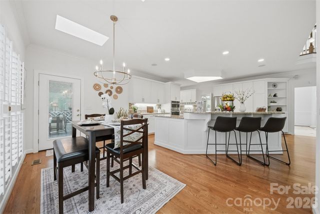 308 41st Avenue Place NW, Hickory, NC 28601