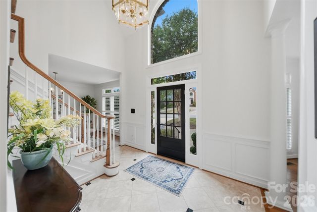 308 41st Avenue Place NW, Hickory, NC 28601