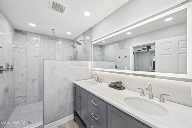 4229 HUNTINGTON FOREST Boulevard, Jacksonville, FL 32257