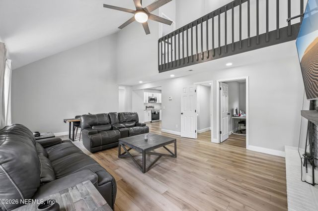 4229 HUNTINGTON FOREST Boulevard, Jacksonville, FL 32257