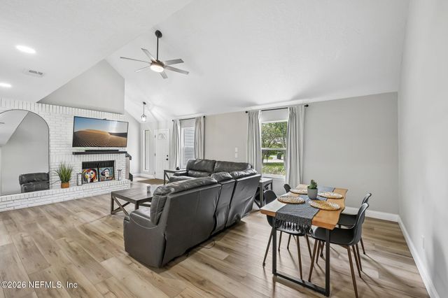4229 HUNTINGTON FOREST Boulevard, Jacksonville, FL 32257