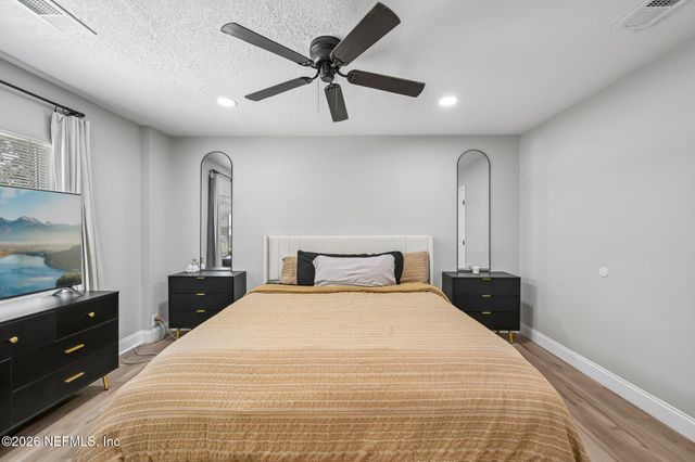 4229 HUNTINGTON FOREST Boulevard, Jacksonville, FL 32257