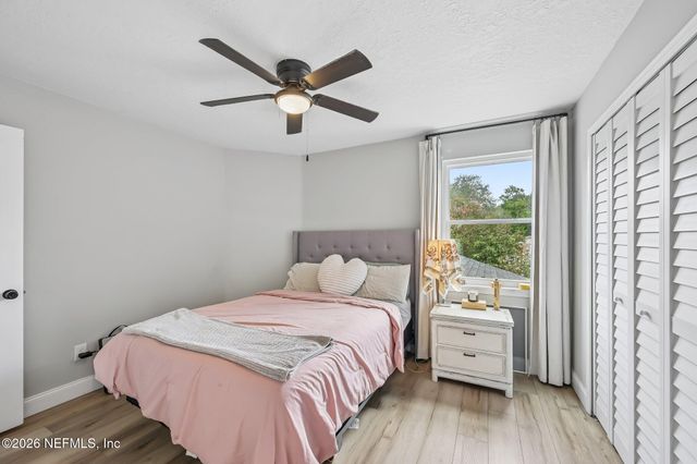 4229 HUNTINGTON FOREST Boulevard, Jacksonville, FL 32257