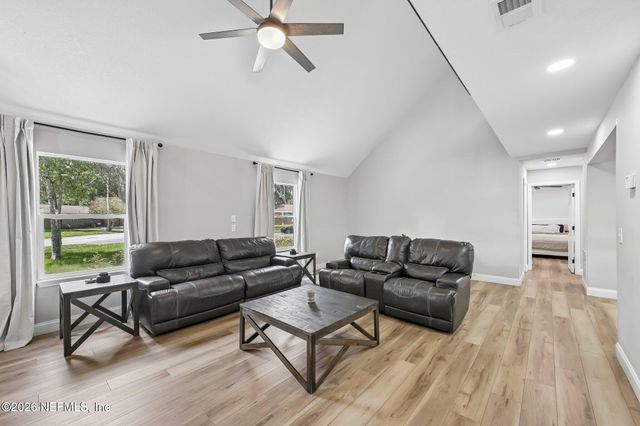 4229 HUNTINGTON FOREST Boulevard, Jacksonville, FL 32257
