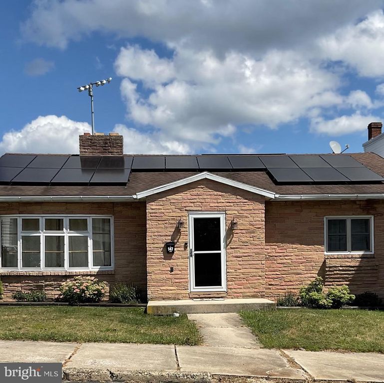 147 N 4TH ST, Frackville, PA 17931