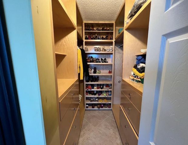 4550 NW 18th Avenue 506, Deerfield Beach, FL 33064