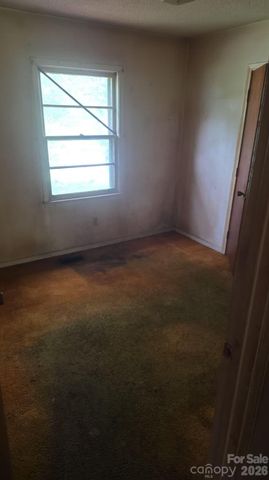 667 Kilborne Drive, Gastonia, NC 28052