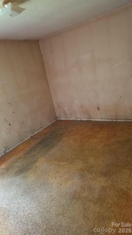 667 Kilborne Drive, Gastonia, NC 28052