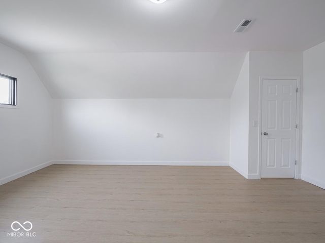 62 Eastview Drive, Bargersville, IN 46106